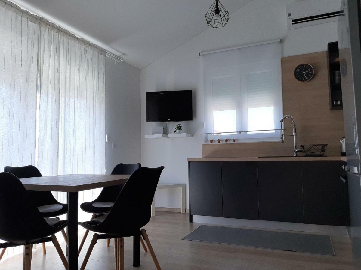 Apartment Pepina Vodice Exterior foto